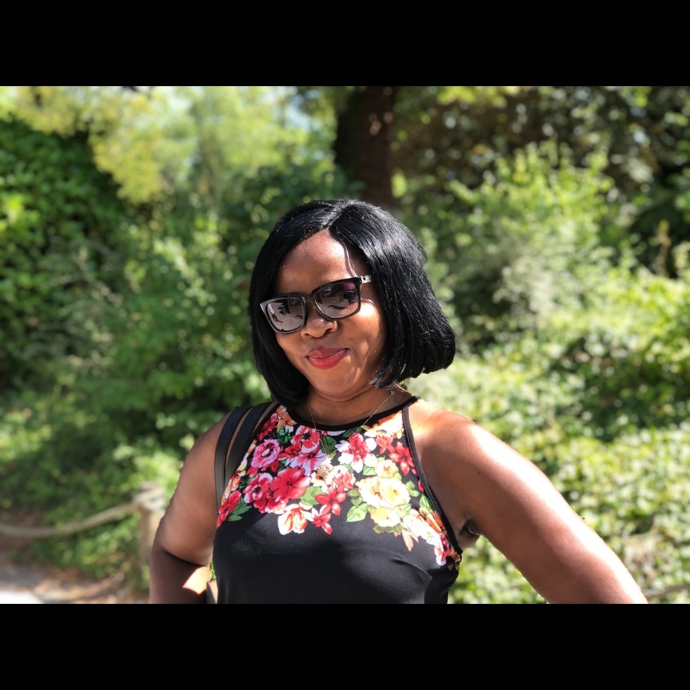 Meet your Posher, Edwige